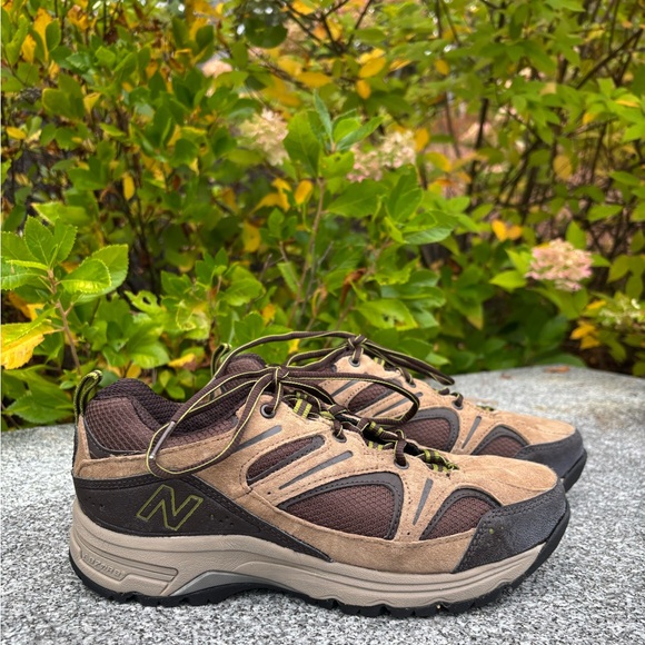 New Balance Women’s 759 Country Walking Lace Up Tan/ Dark Brown Trail Shoes, 8 - Picture 1 of 16